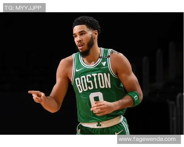 贾雷斯沃克的篮球之路：从新星崛起到未来巨星的蜕变